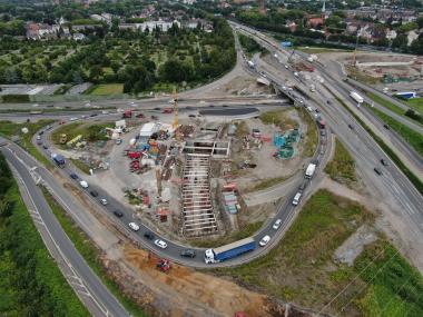 Luftbildaufnahme auf die Baustelle im Autobahnkreuz Herne
